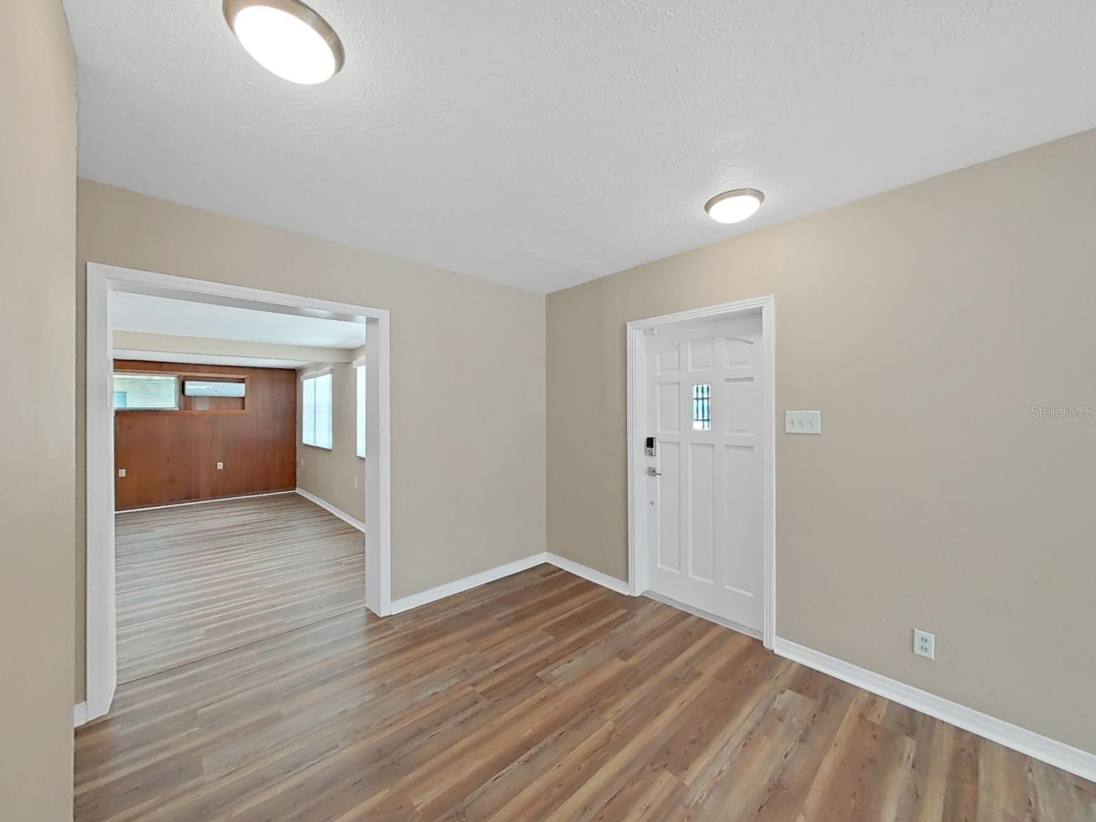 4411 BASS ST — photo 14