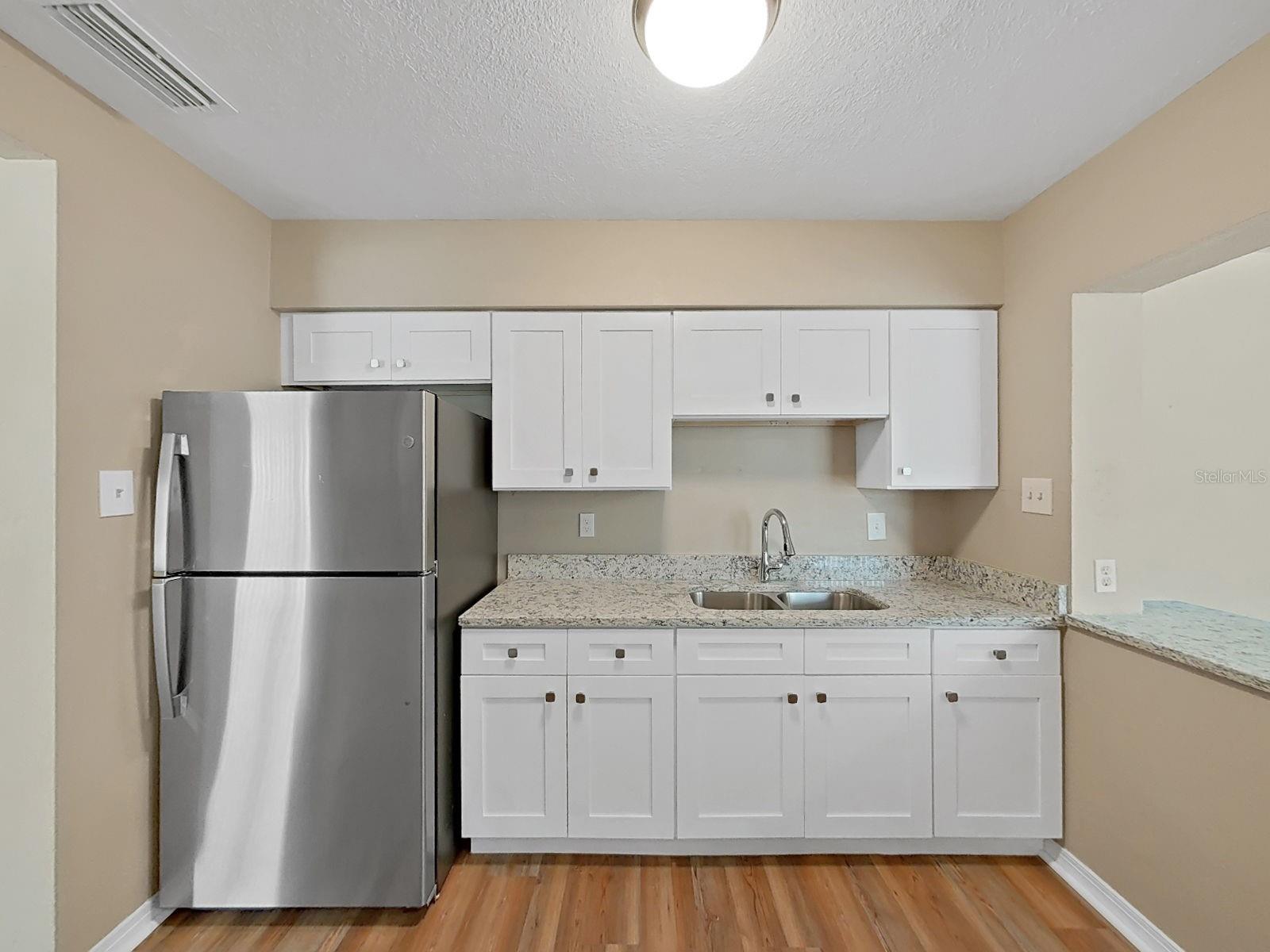 4411 BASS ST — photo 21