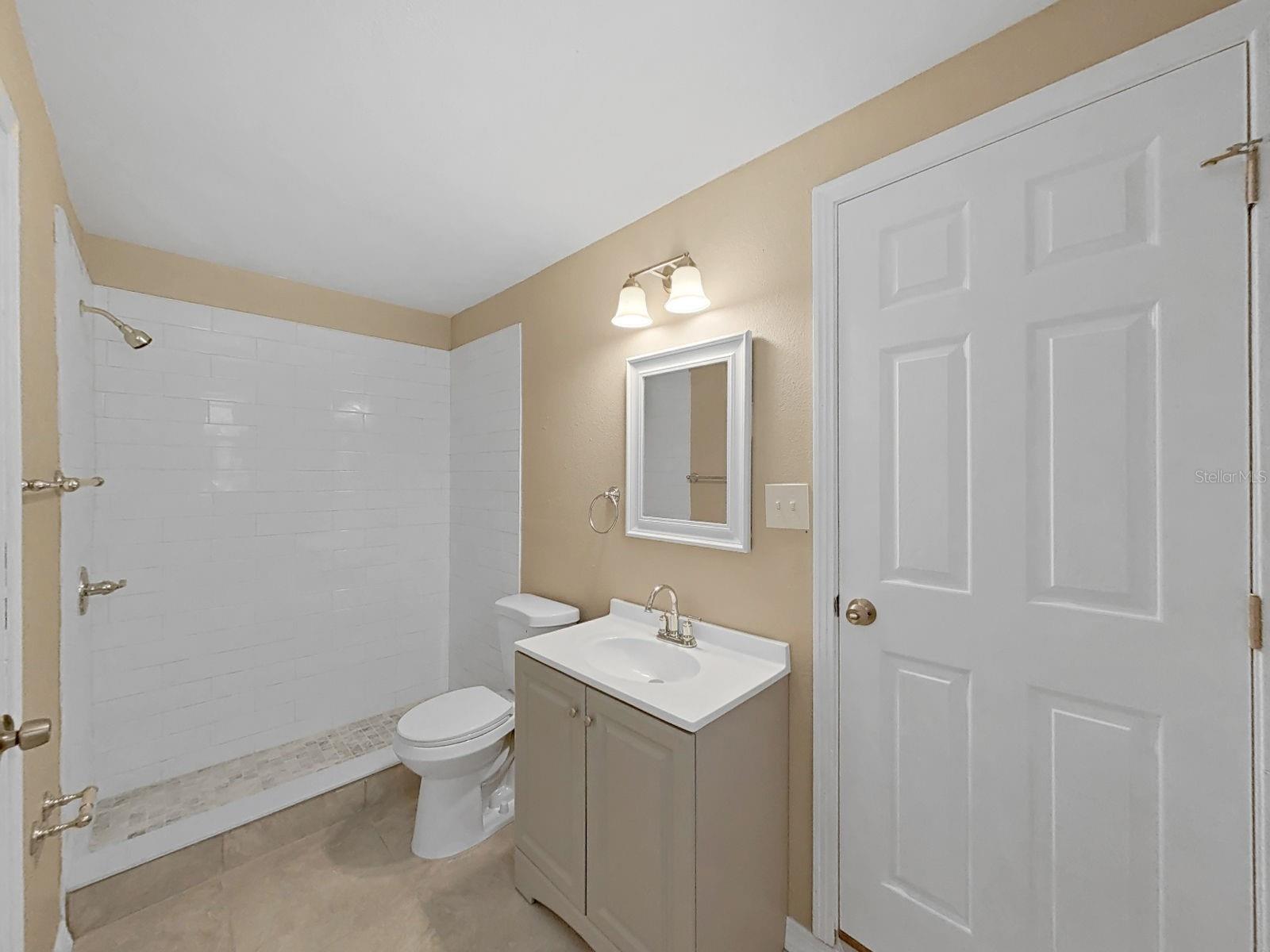 4411 BASS ST — photo 40