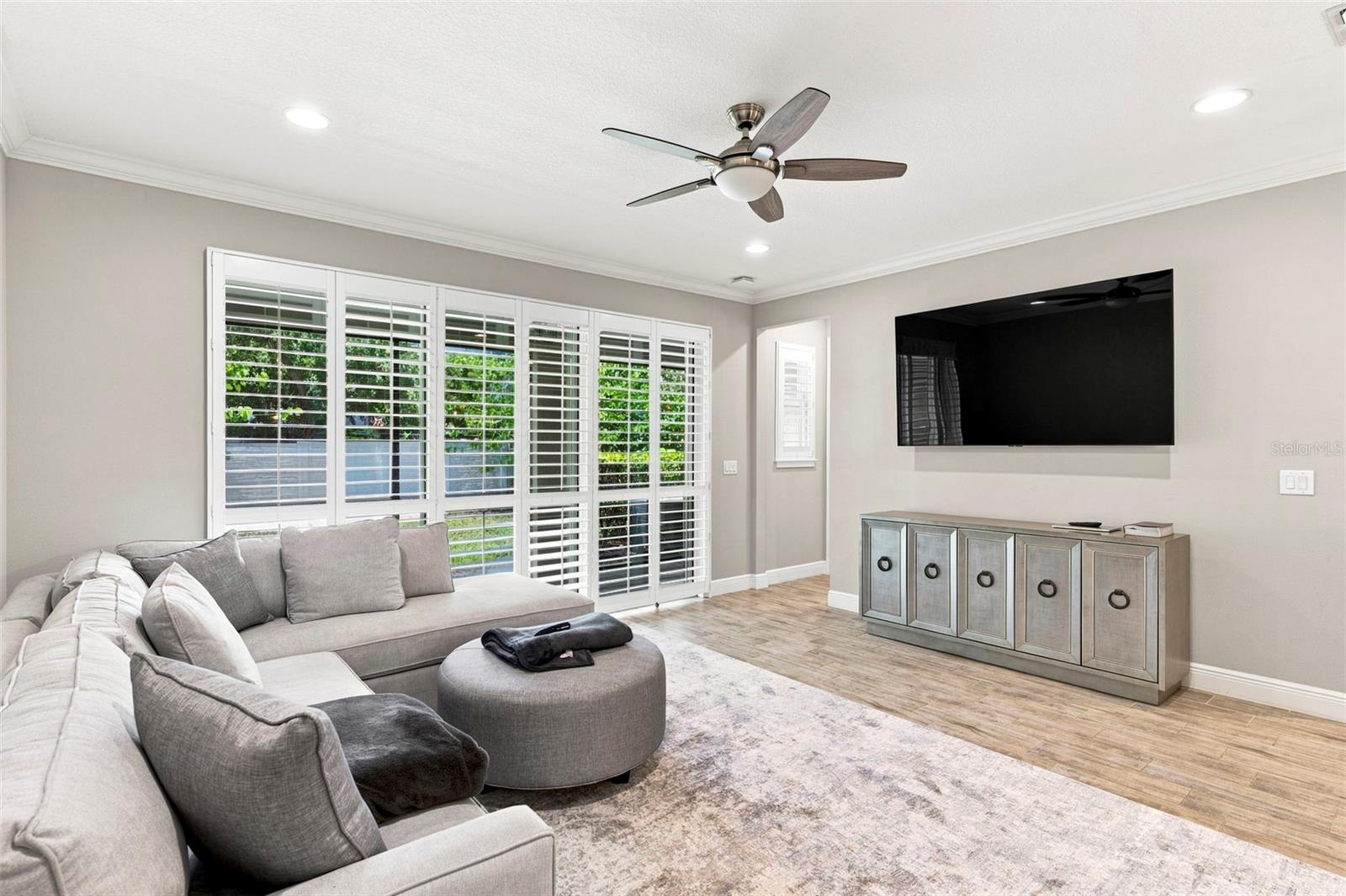 1103 MANGO CT — photo 10