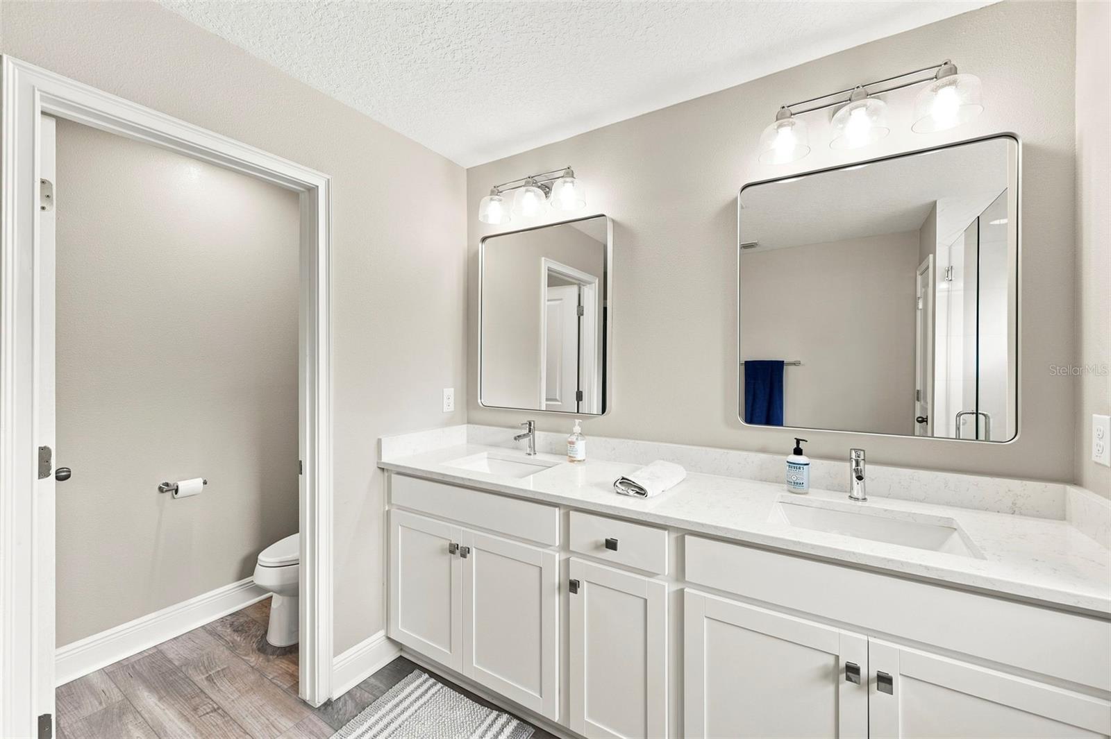 1103 MANGO CT — photo 30