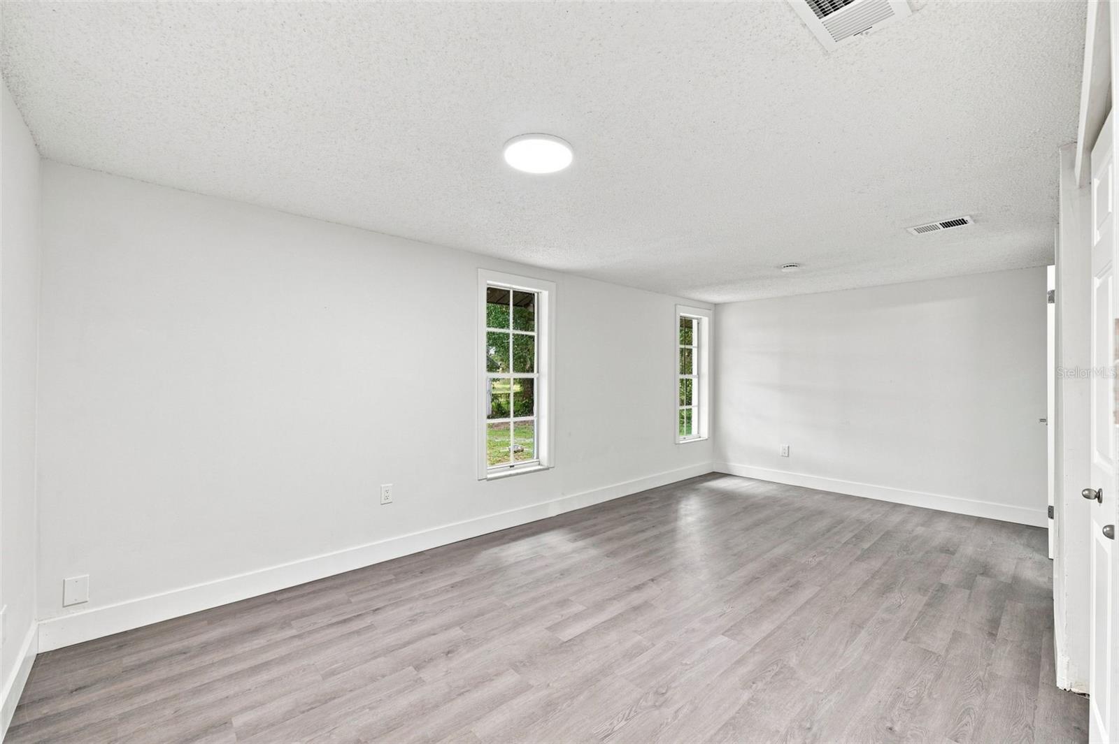 11666 SEMINOLE DR — photo 17