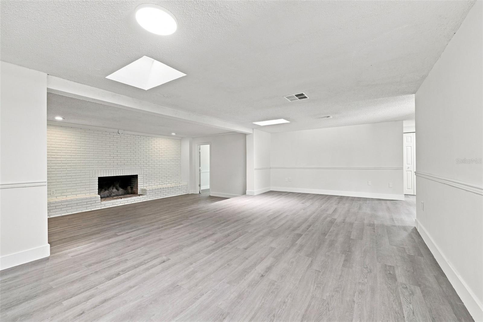 11666 SEMINOLE DR — photo 4