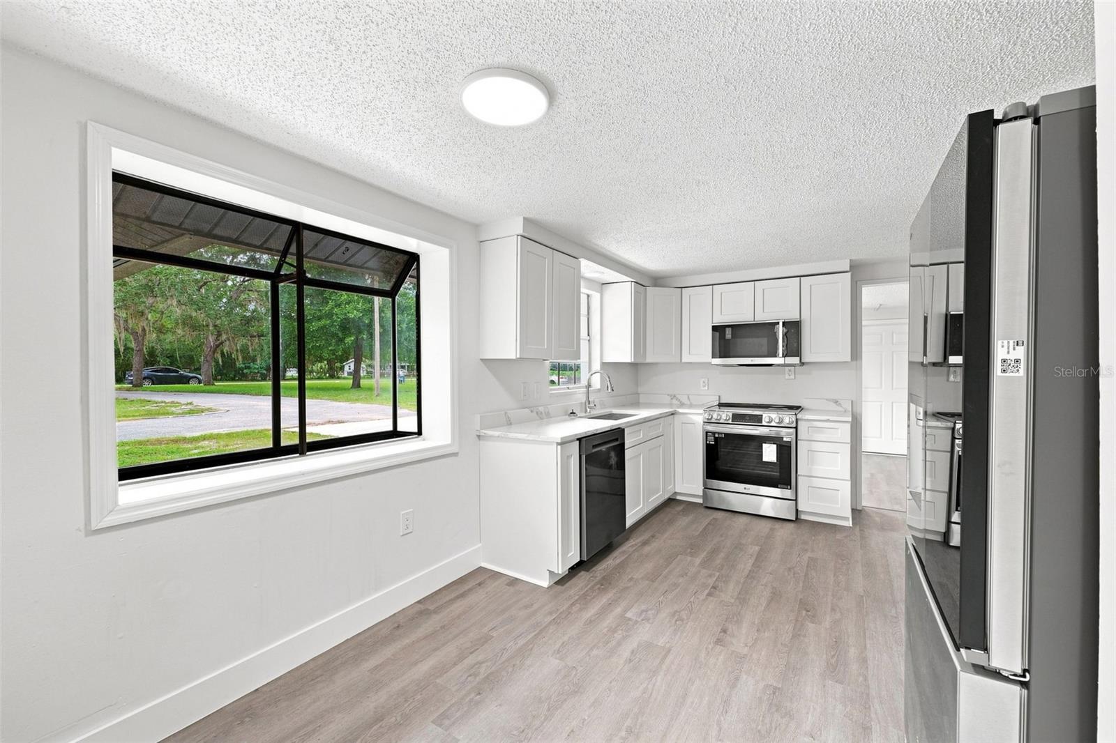 11666 SEMINOLE DR — photo 5