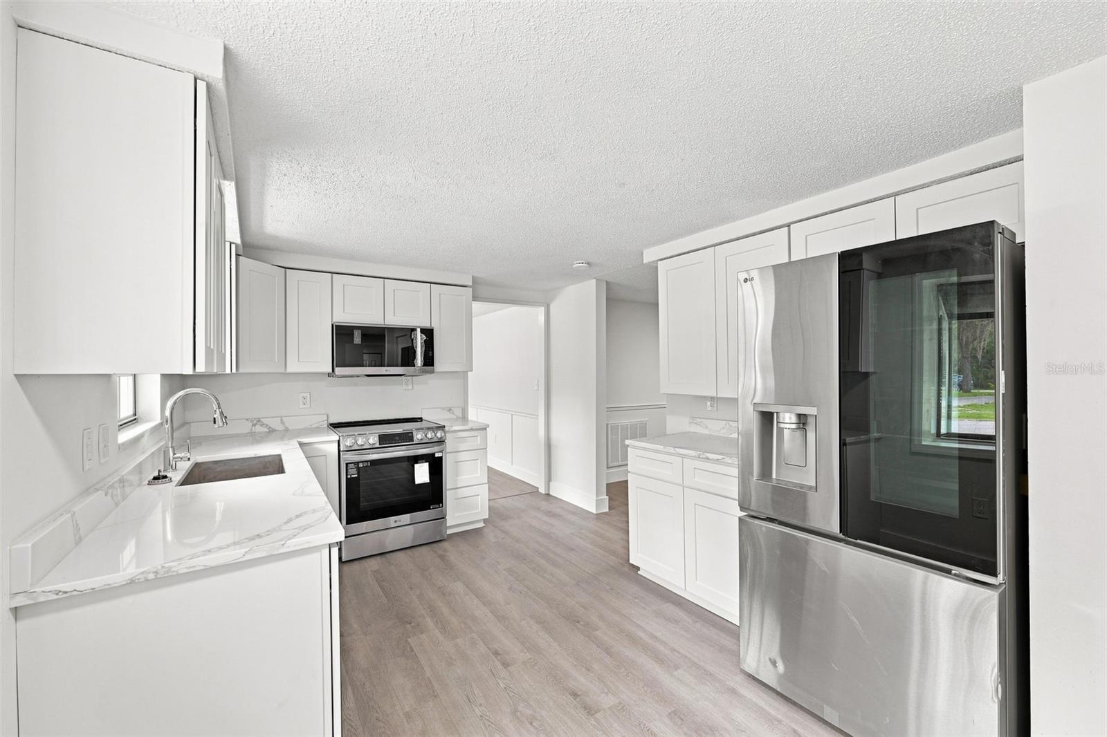 11666 SEMINOLE DR — photo 7