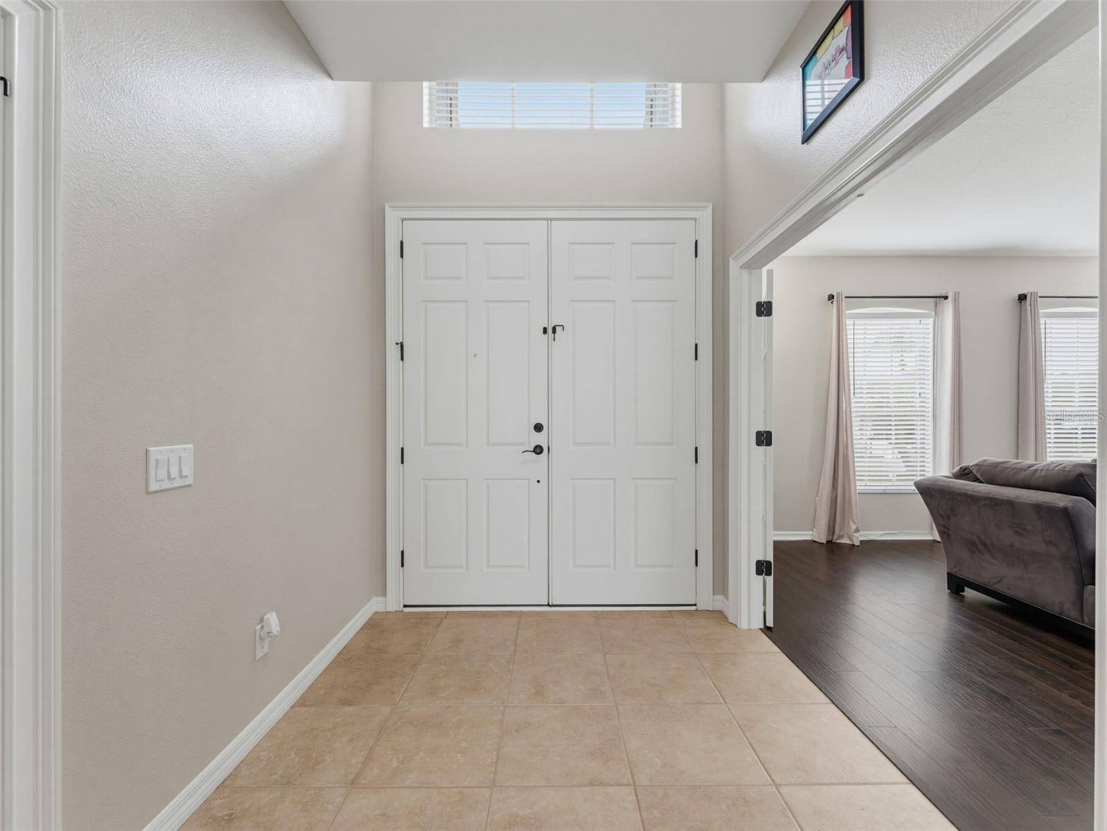 1900 CARDAMON DR — photo 6