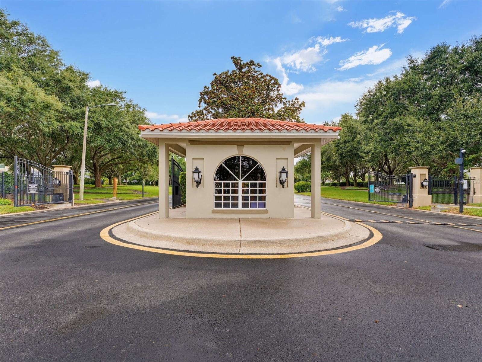 1900 CARDAMON DR — photo 85