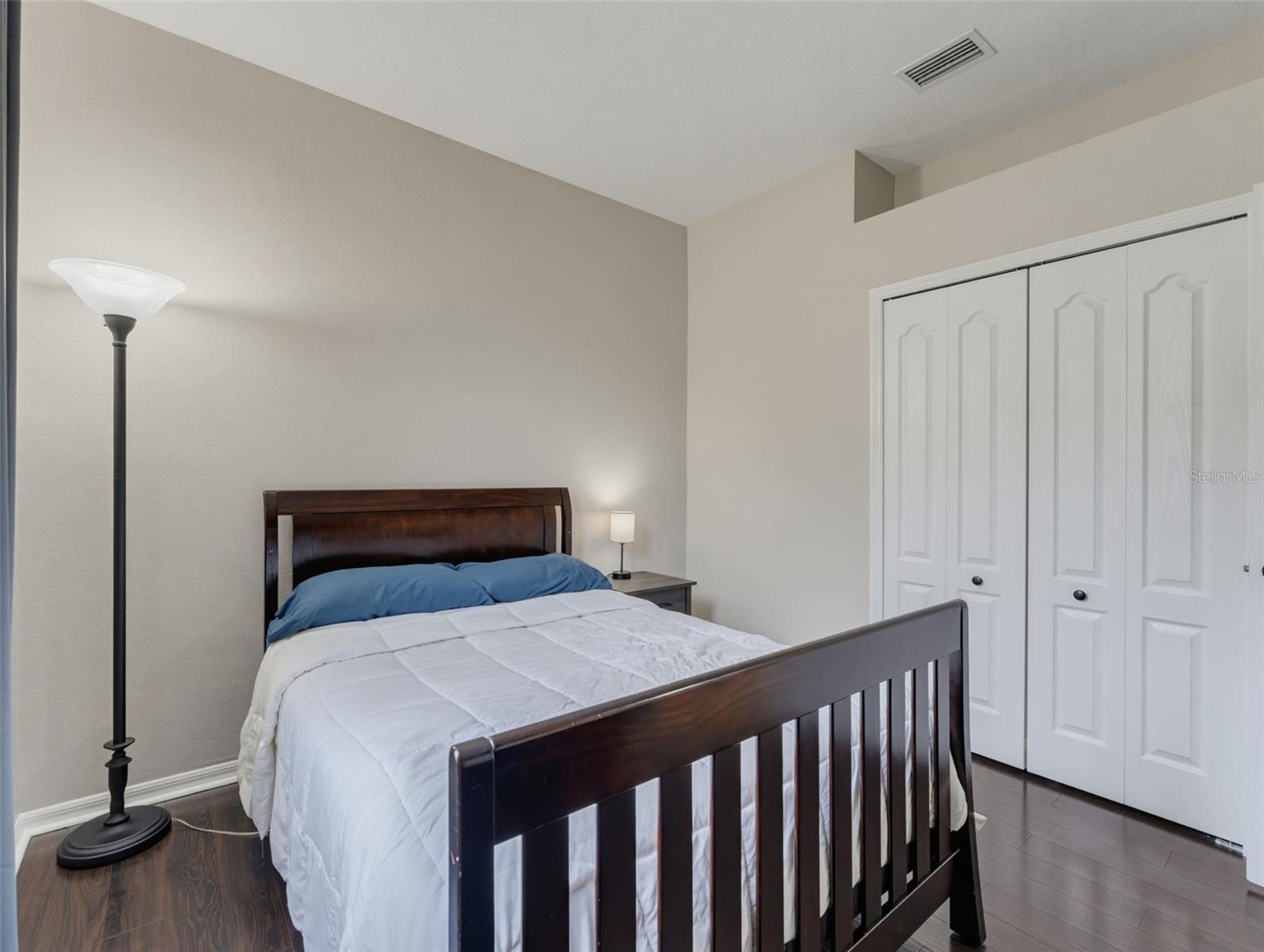 1900 CARDAMON DR — photo 35