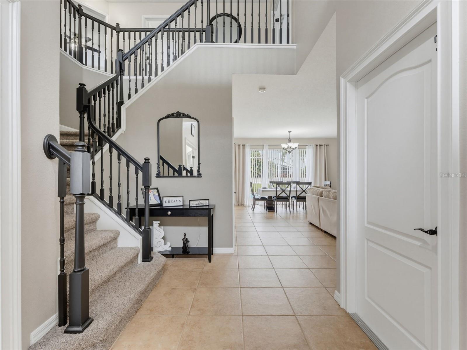 1900 CARDAMON DR — photo 13