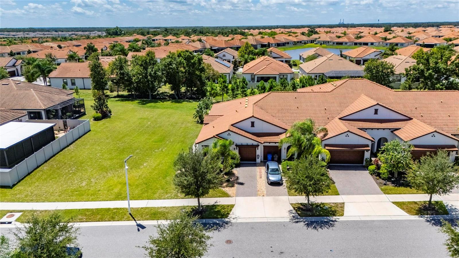 5325 STOIC VALE DR — photo 64