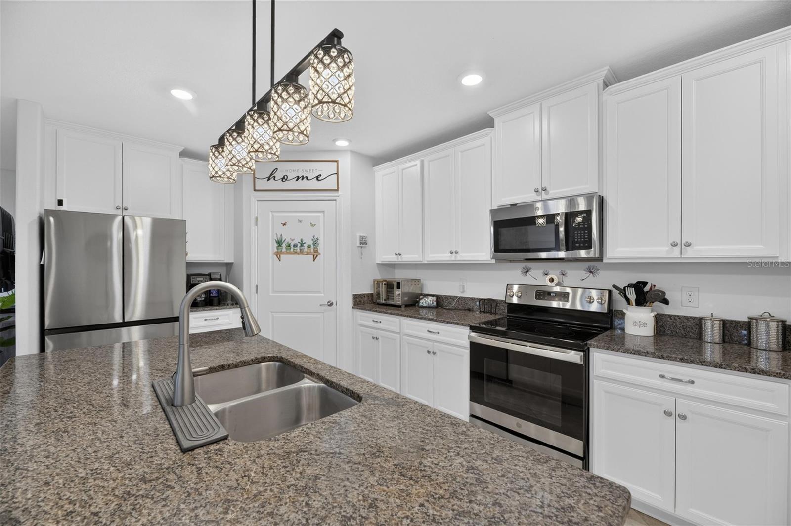 5325 STOIC VALE DR — photo 10