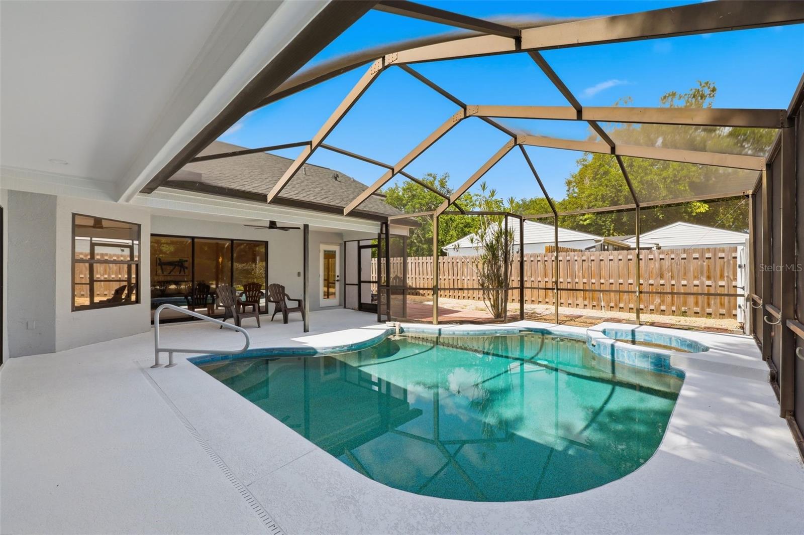 3040 WINDRIDGE OAKS DR — photo 2