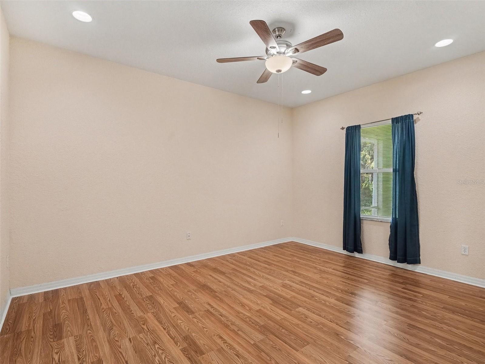 4288 DUREVE AVE — photo 20