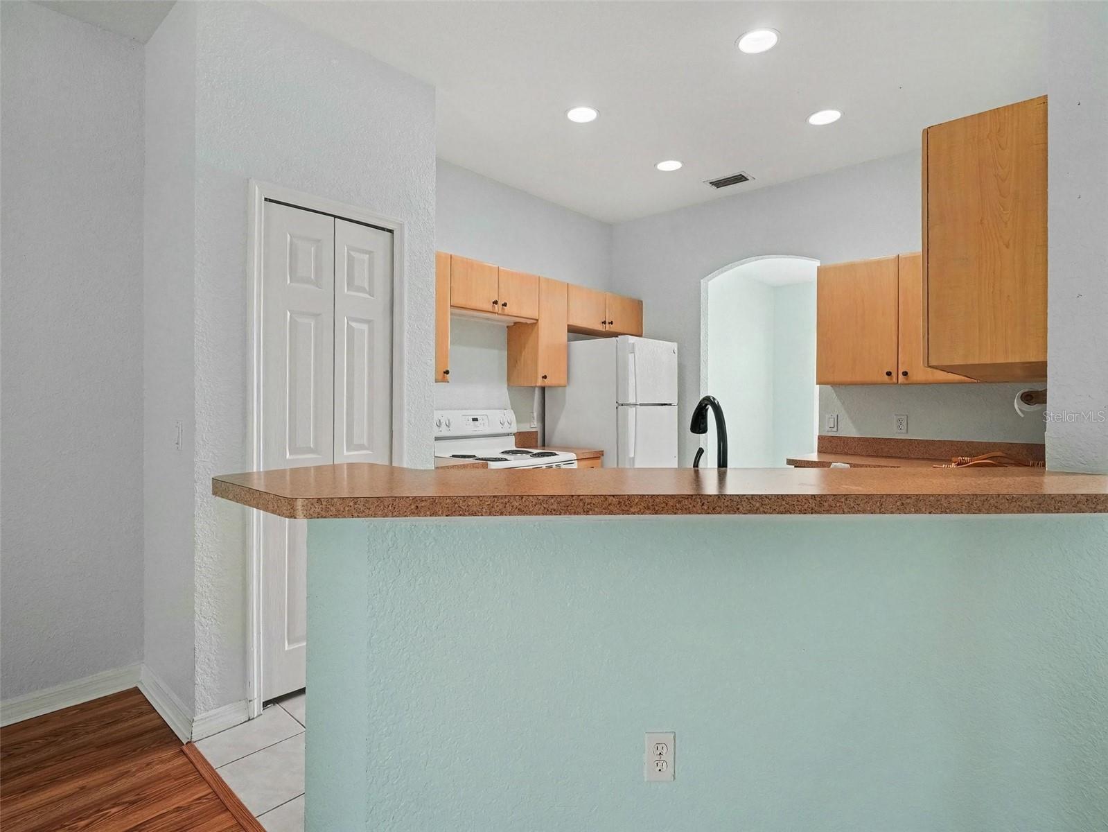 4288 DUREVE AVE — photo 17