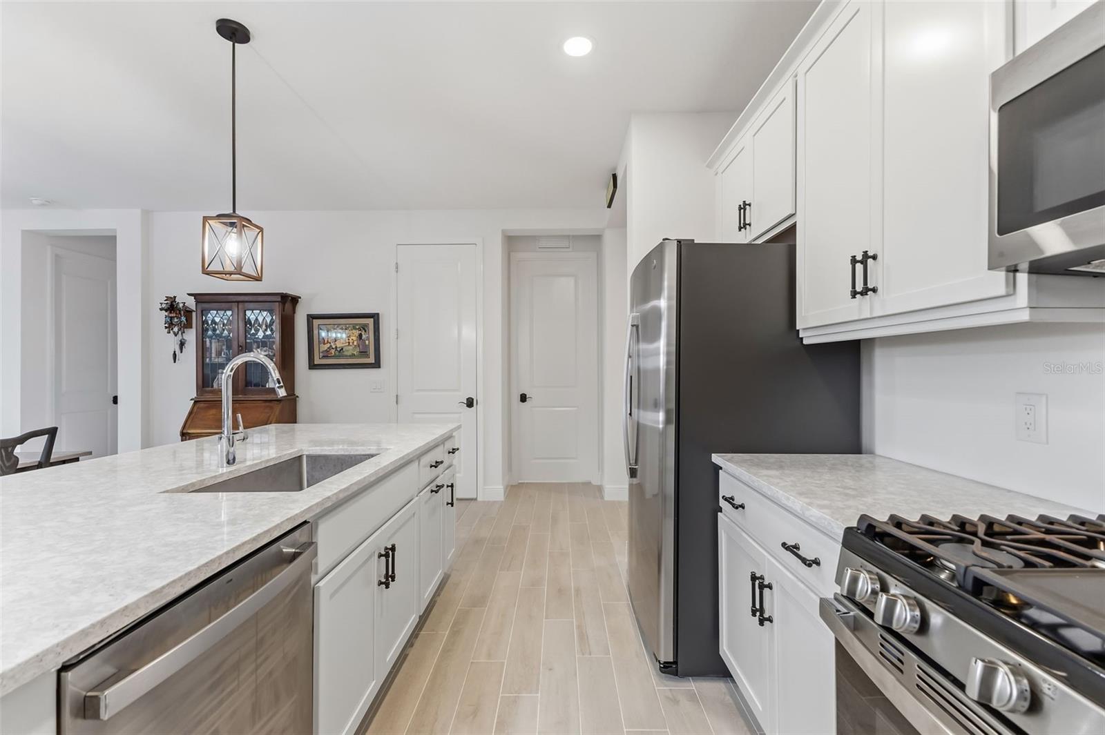 1003 WATERLINE CT — photo 16