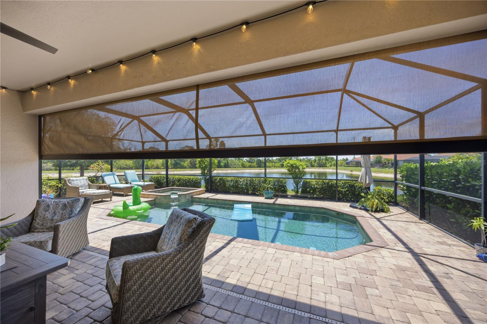 13834 VANCANZA DR — photo 2