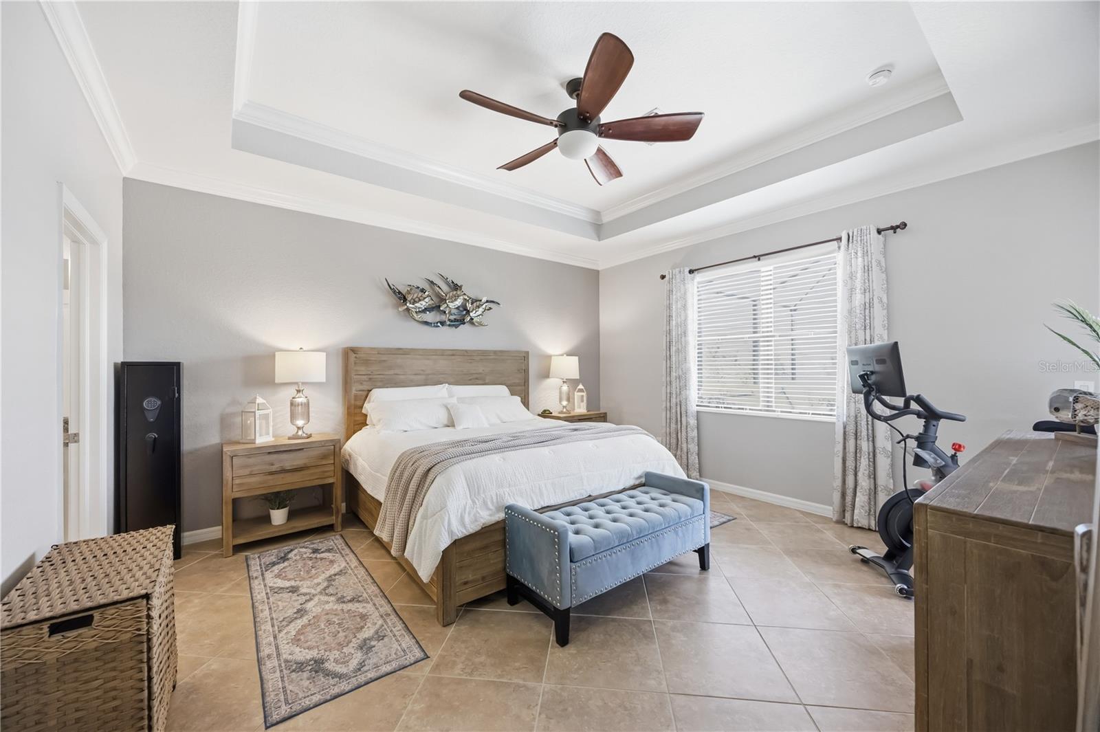 13834 VANCANZA DR — photo 23
