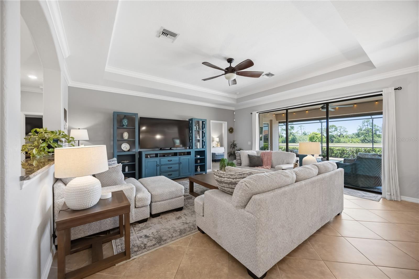 13834 VANCANZA DR — photo 13
