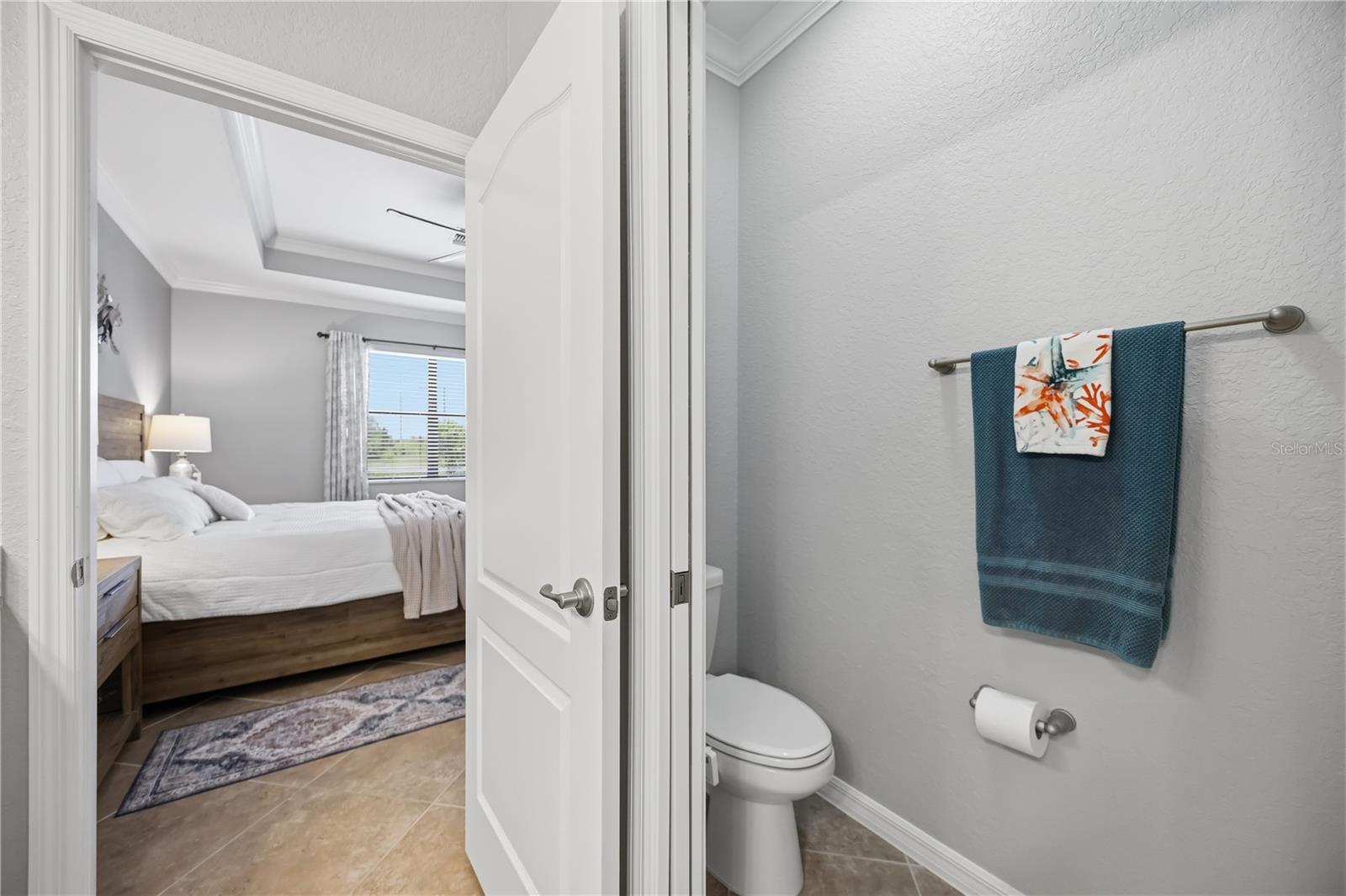 13834 VANCANZA DR — photo 29