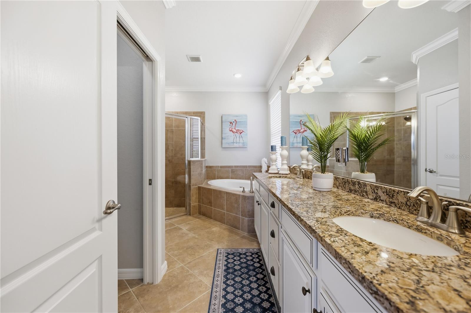 13834 VANCANZA DR — photo 4