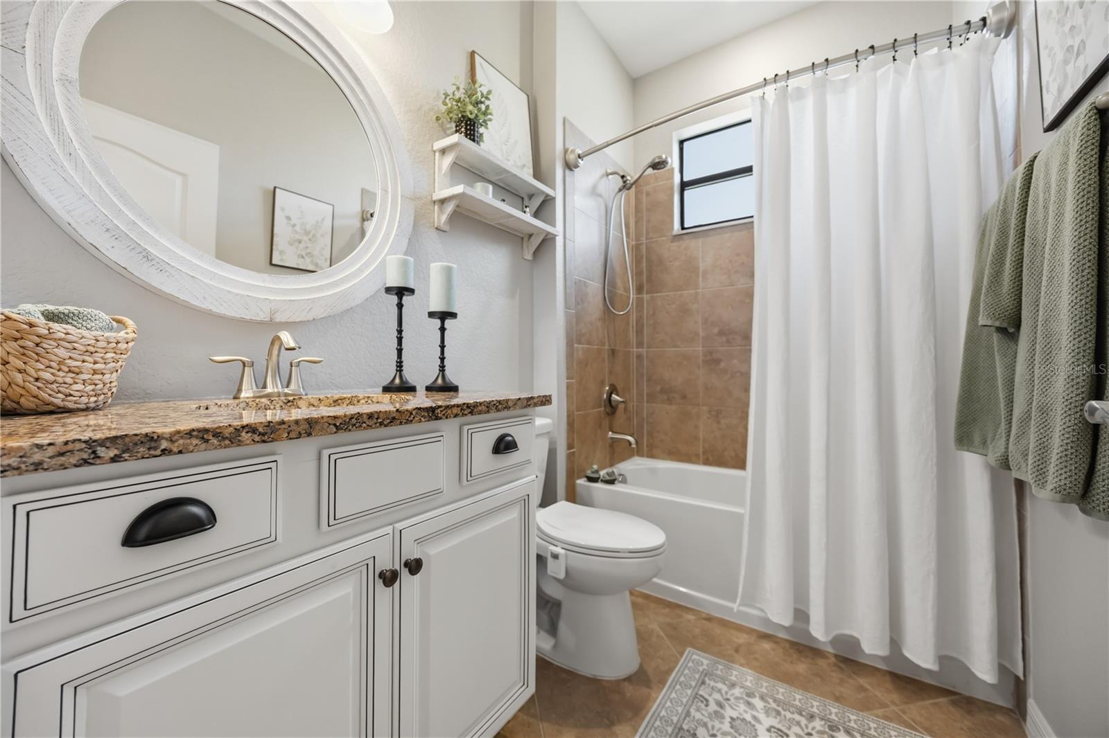 13834 VANCANZA DR — photo 38