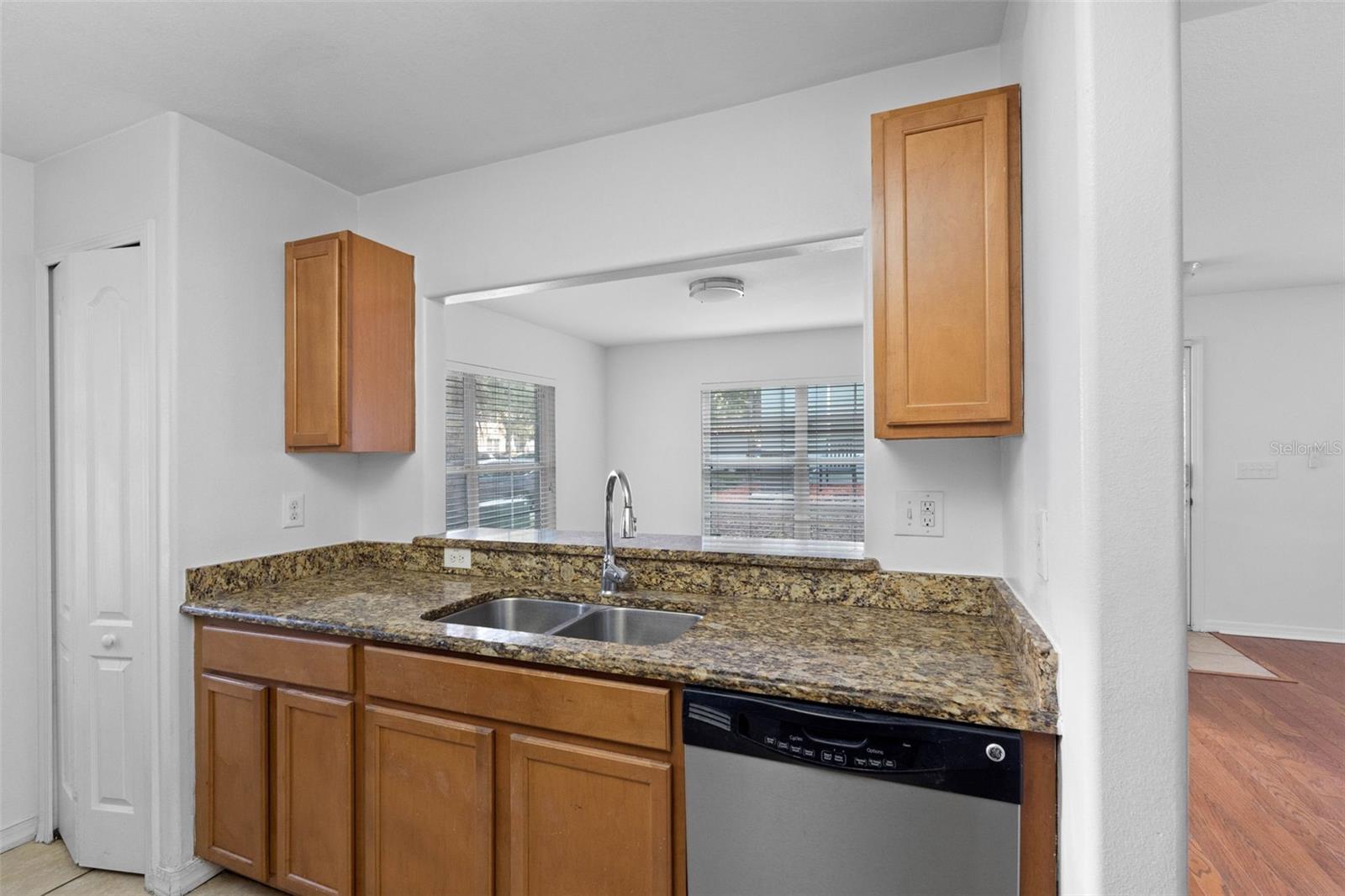 10931 KEYS GATE DR — photo 20