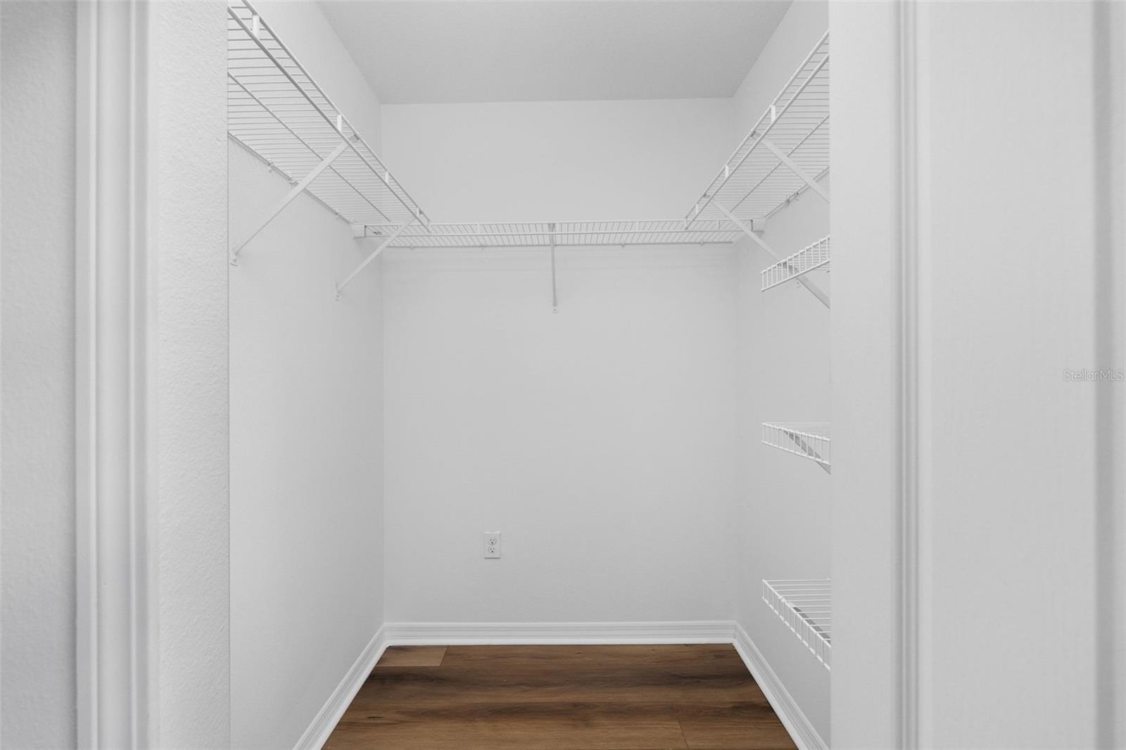 10931 KEYS GATE DR — photo 29