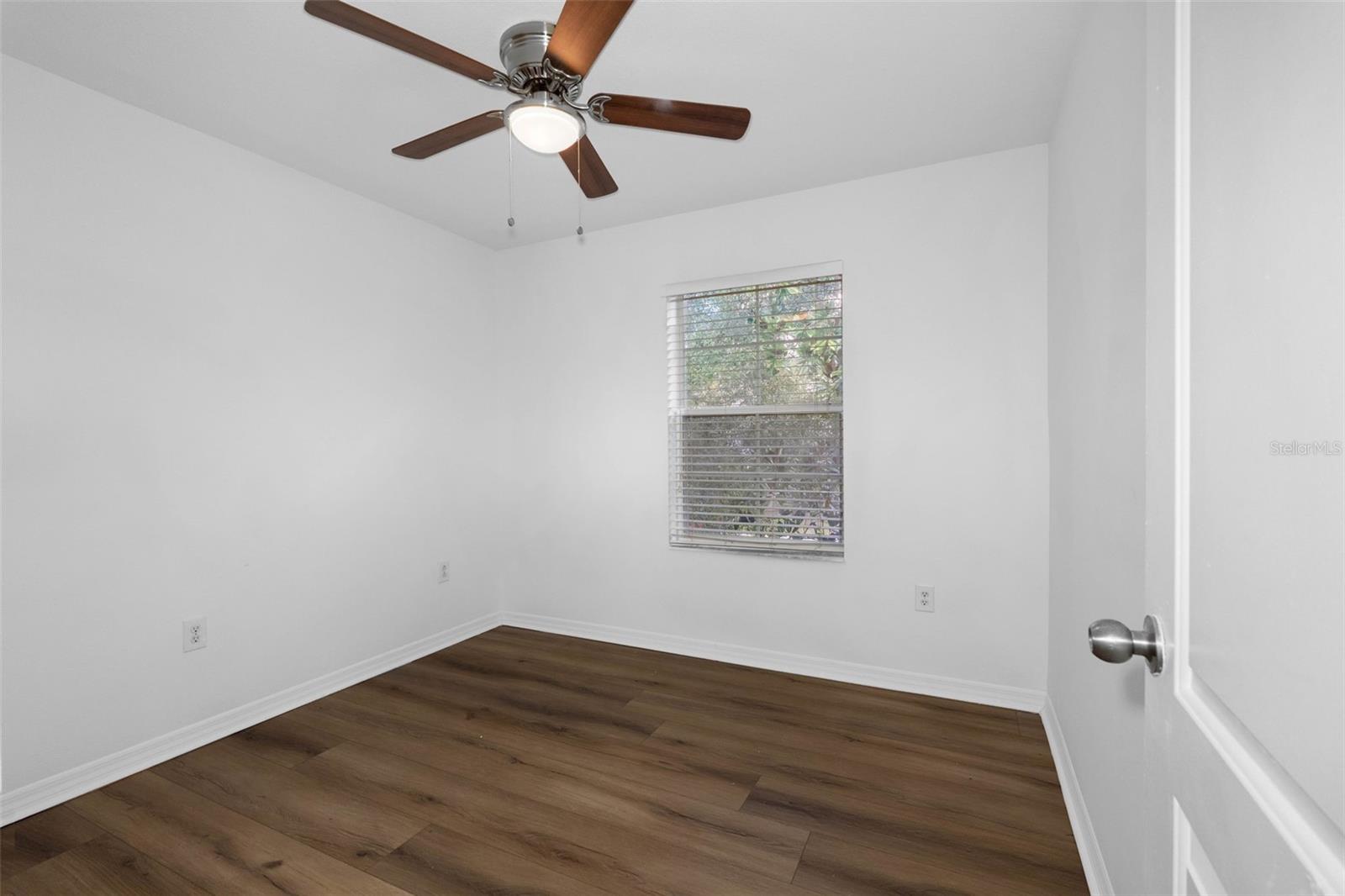 10931 KEYS GATE DR — photo 32
