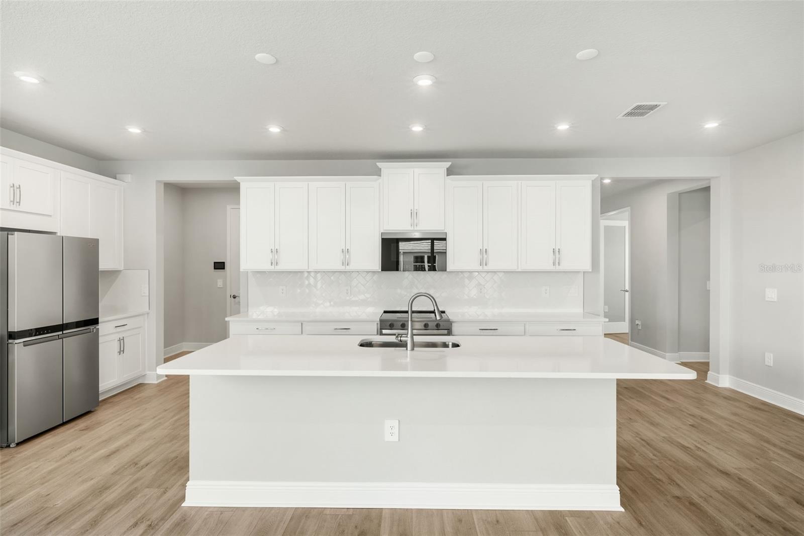 18311 CHROMATA DR — photo 5
