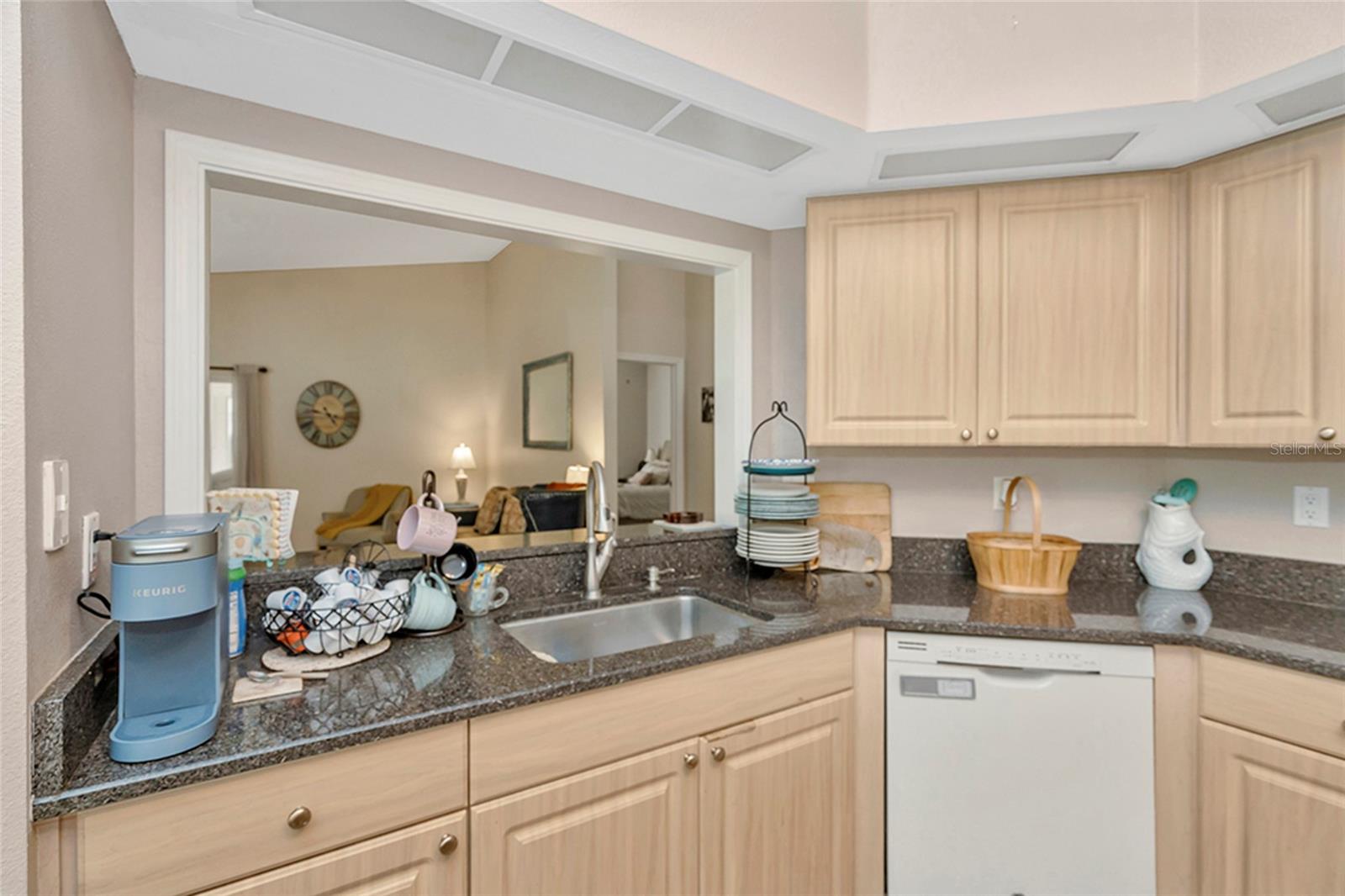 3248 NOEMI DR — photo 18
