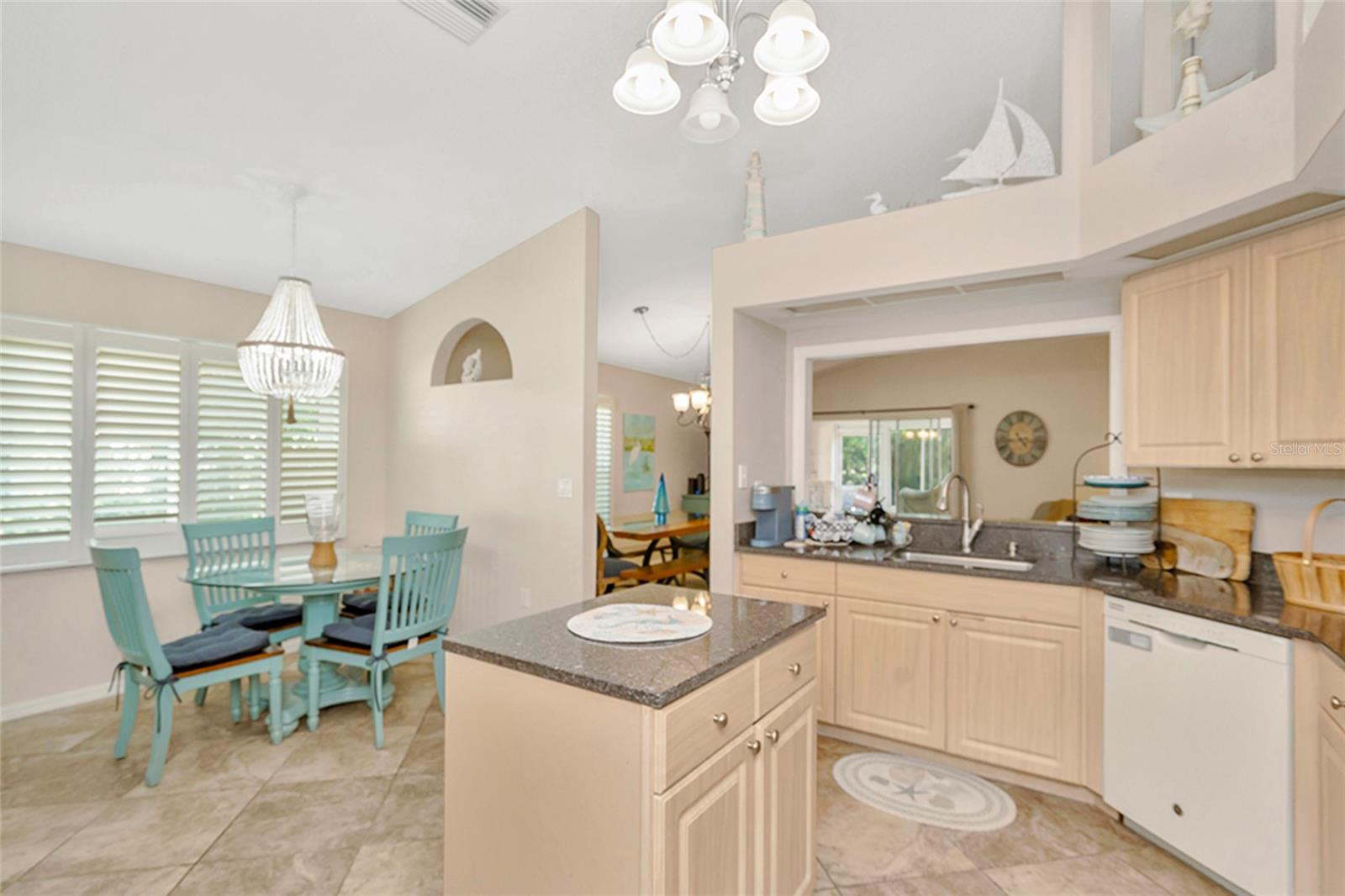 3248 NOEMI DR — photo 16