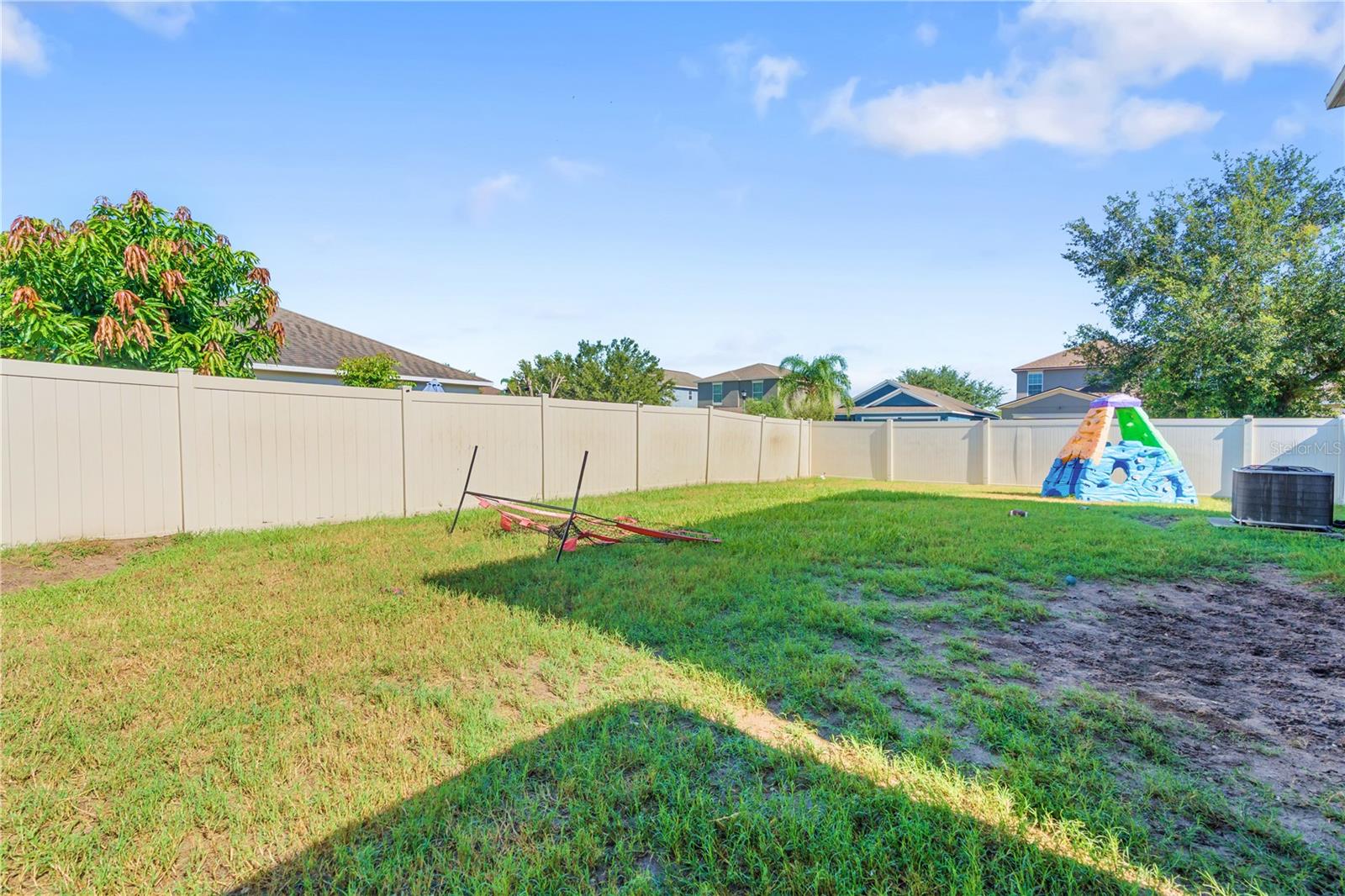 7719 MAROON PEAK DR — photo 40