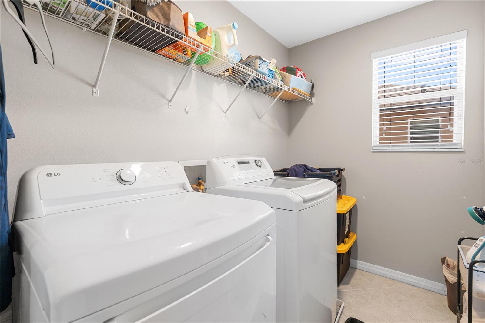 7719 MAROON PEAK DR — photo 34