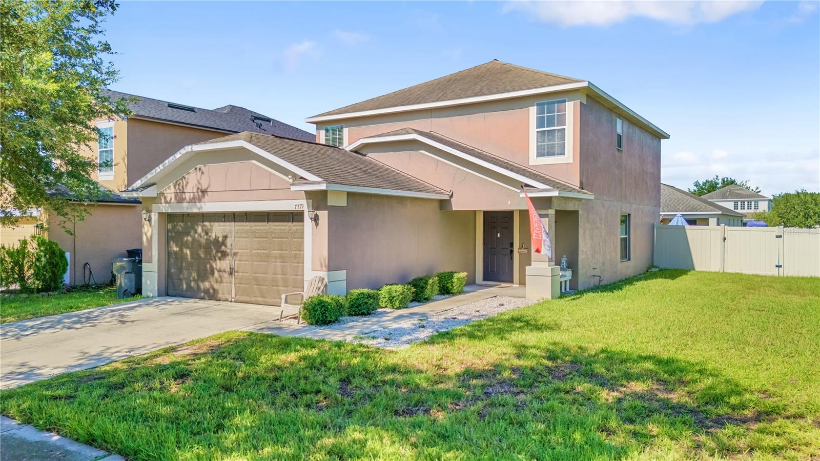 7719 MAROON PEAK DR — photo 3