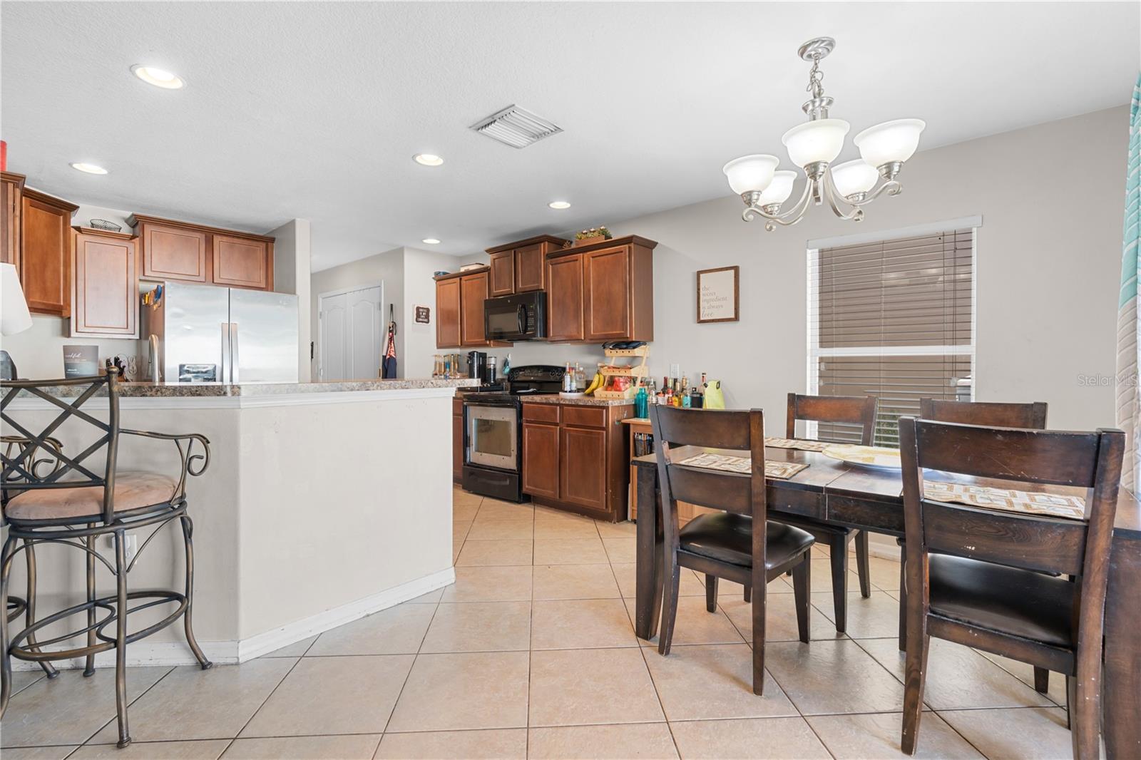 7719 MAROON PEAK DR — photo 19