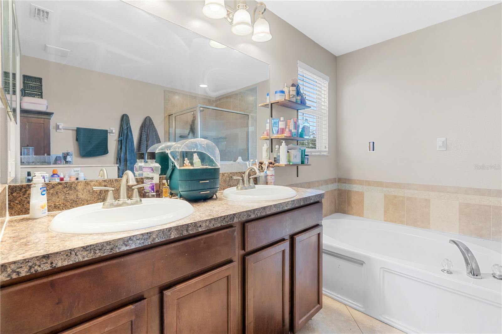 7719 MAROON PEAK DR — photo 27