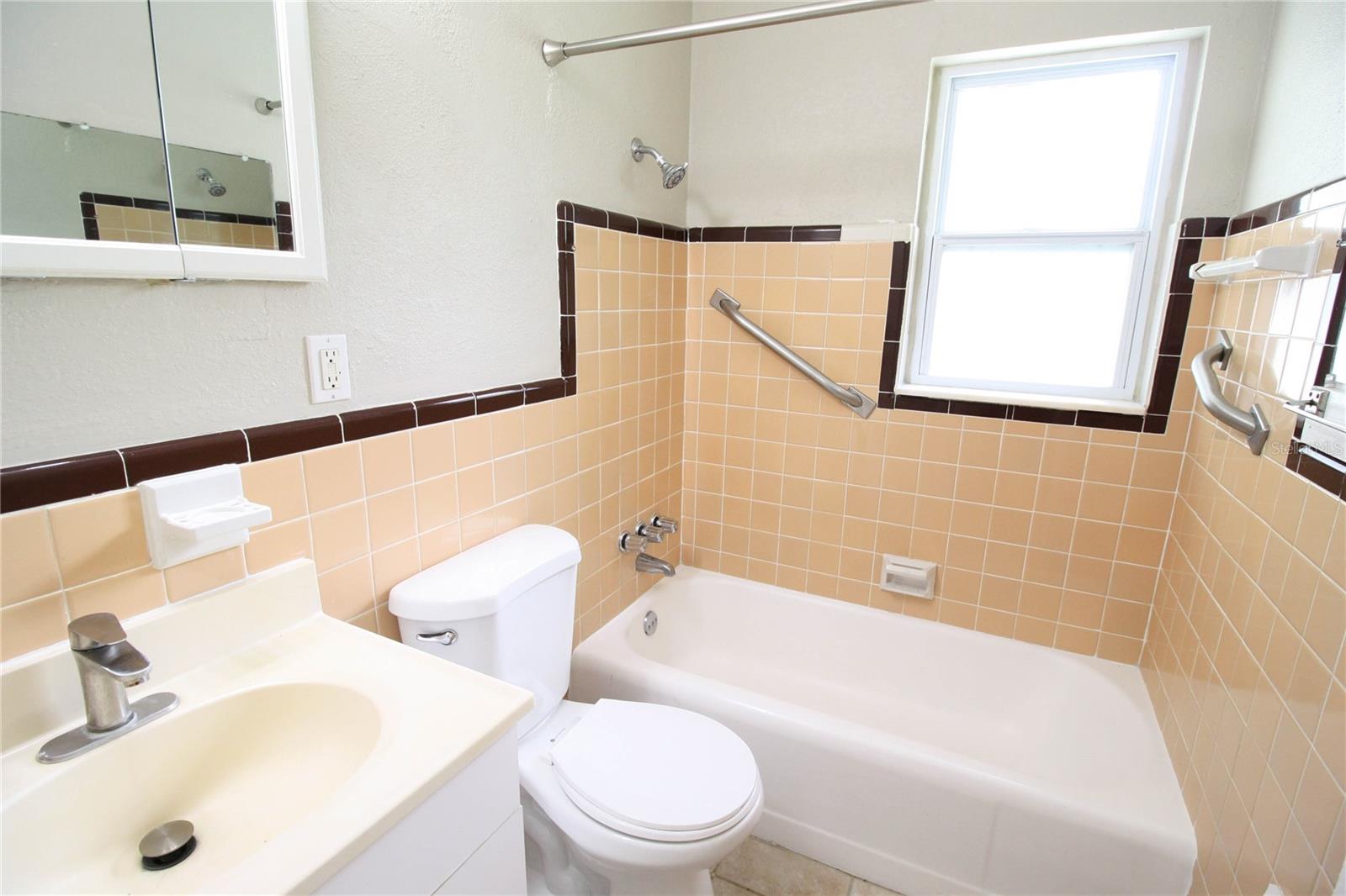 3331 YORKTOWN ST — photo 10