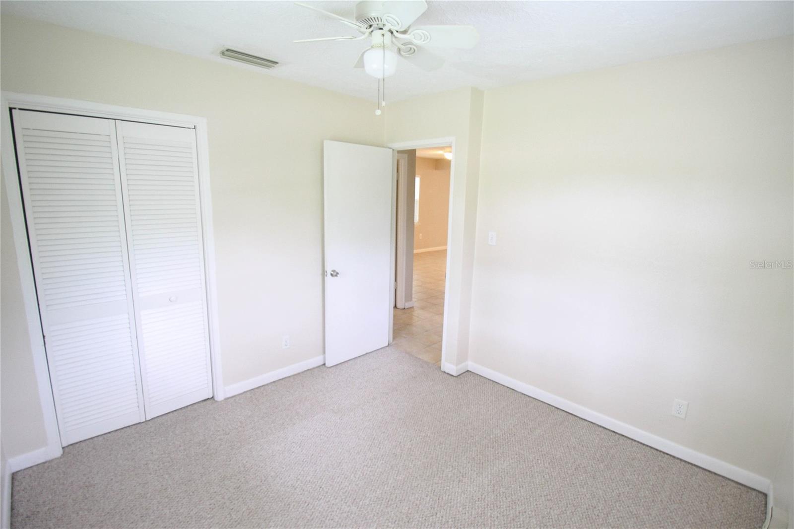 3331 YORKTOWN ST — photo 9