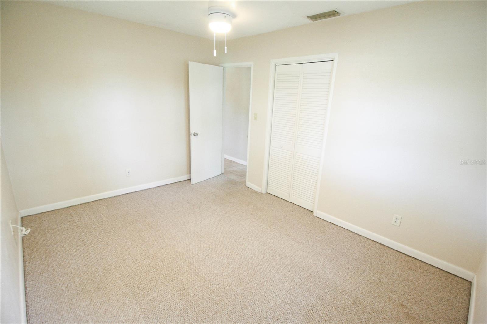 3331 YORKTOWN ST — photo 11