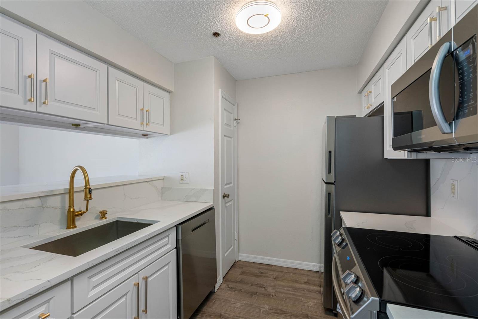 1000 W HORATIO ST #114 — photo 12