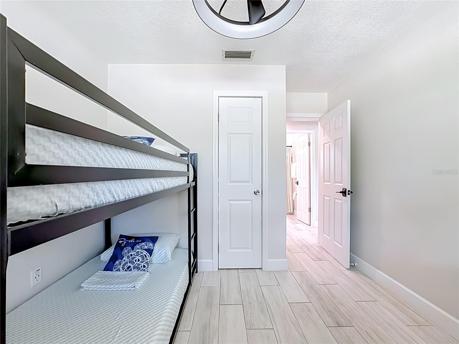 6835 GEORGIA AVE — photo 29