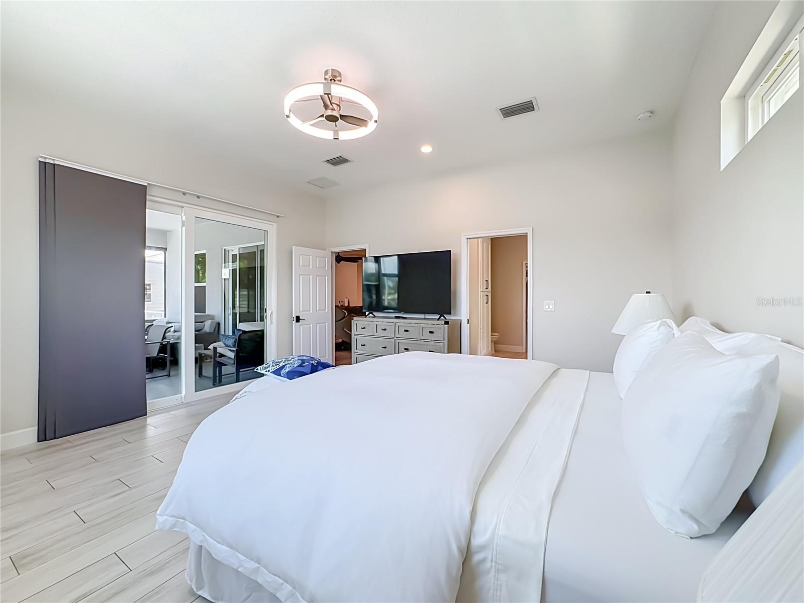 6835 GEORGIA AVE — photo 34