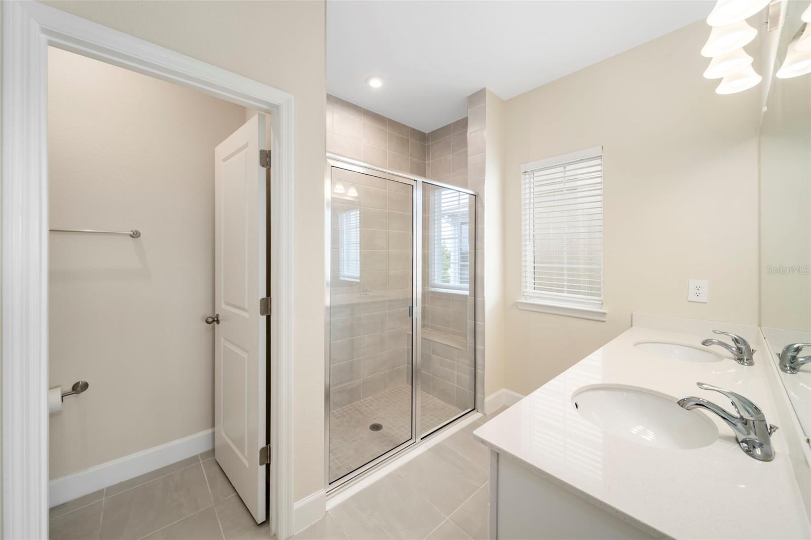 14008 CRIMSON AVE — photo 18