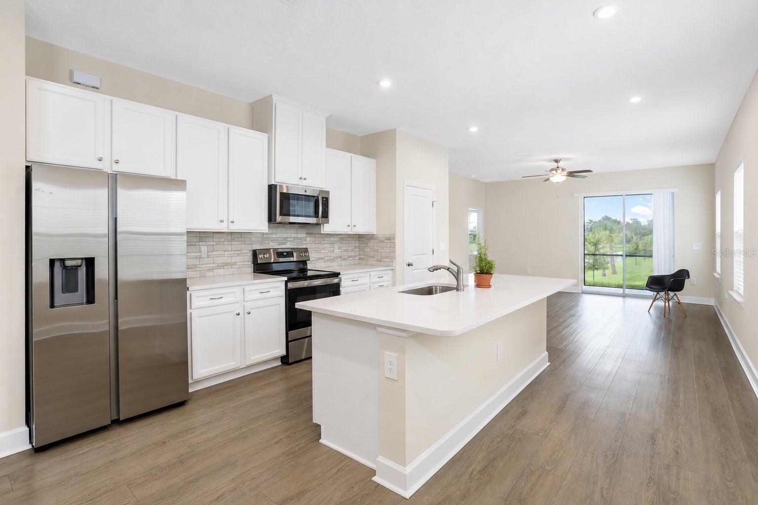 14008 CRIMSON AVE — photo 3