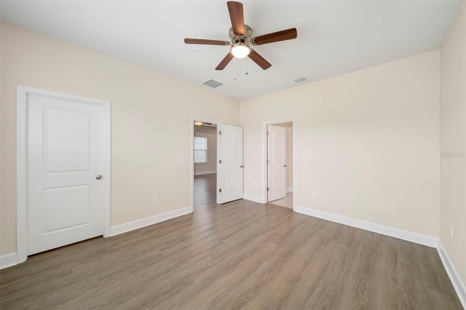 14008 CRIMSON AVE — photo 15
