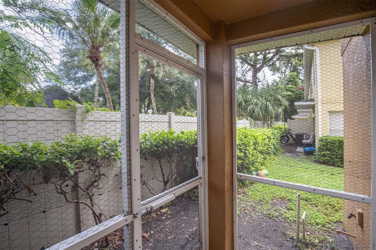 2570 SEA WIND WAY — photo 31