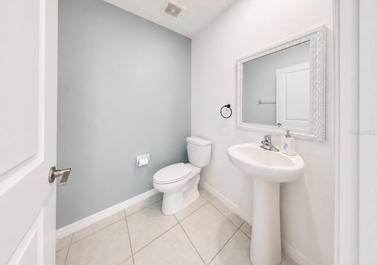 12600 BERGSTROM BAY DR — photo 31