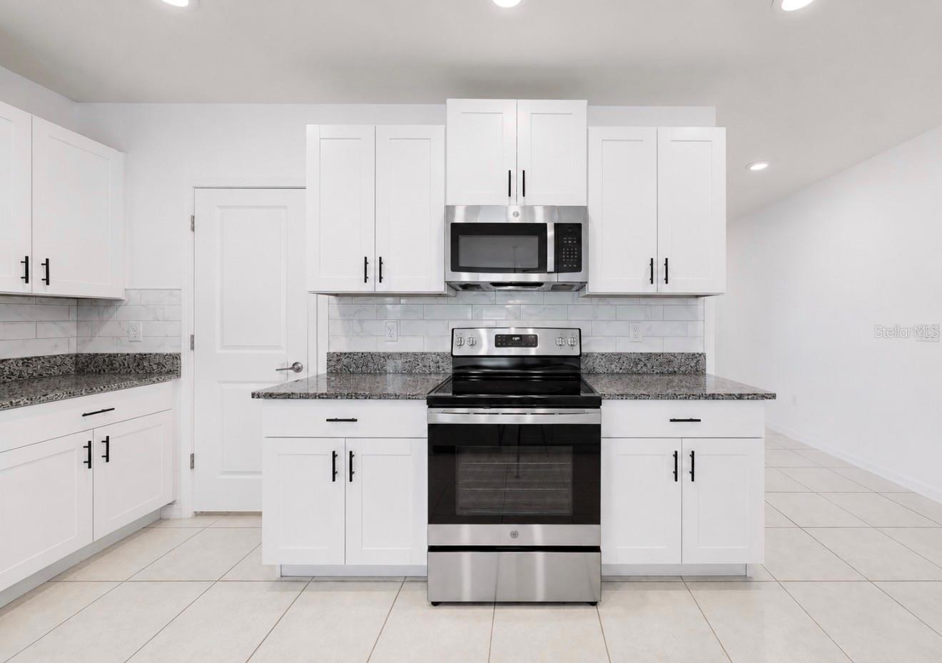12600 BERGSTROM BAY DR — photo 17