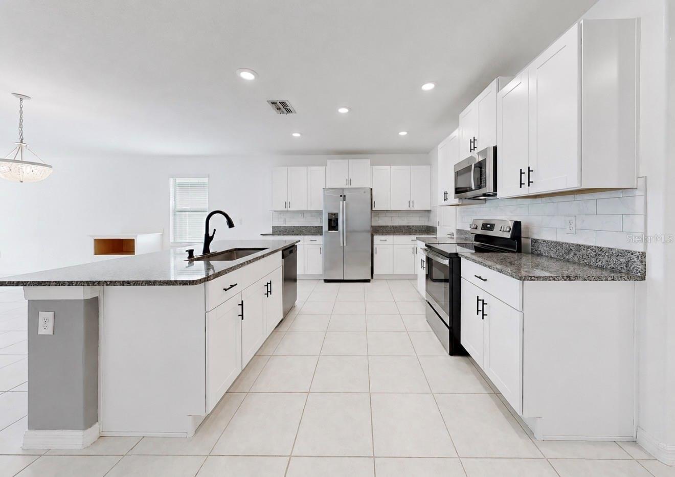 12600 BERGSTROM BAY DR — photo 12