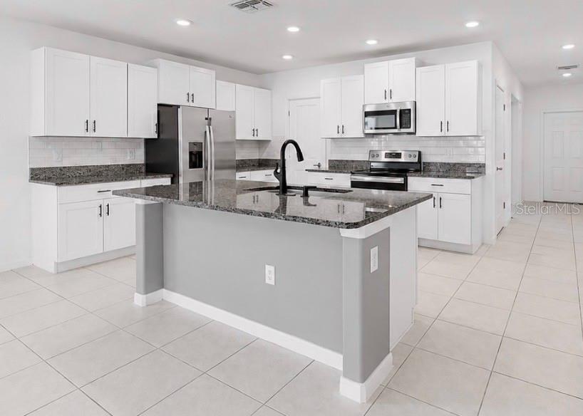 12600 BERGSTROM BAY DR — photo 14